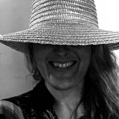 by Nadège Poétesse