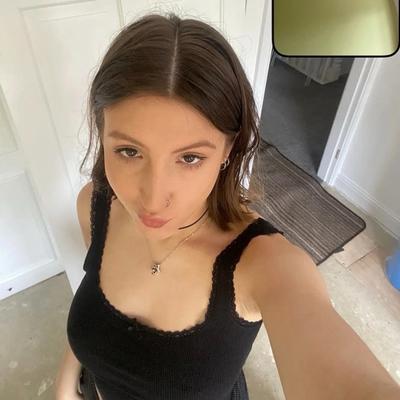 Olivia Stock