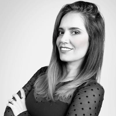 Valeria Morell (legal advice and strategies)